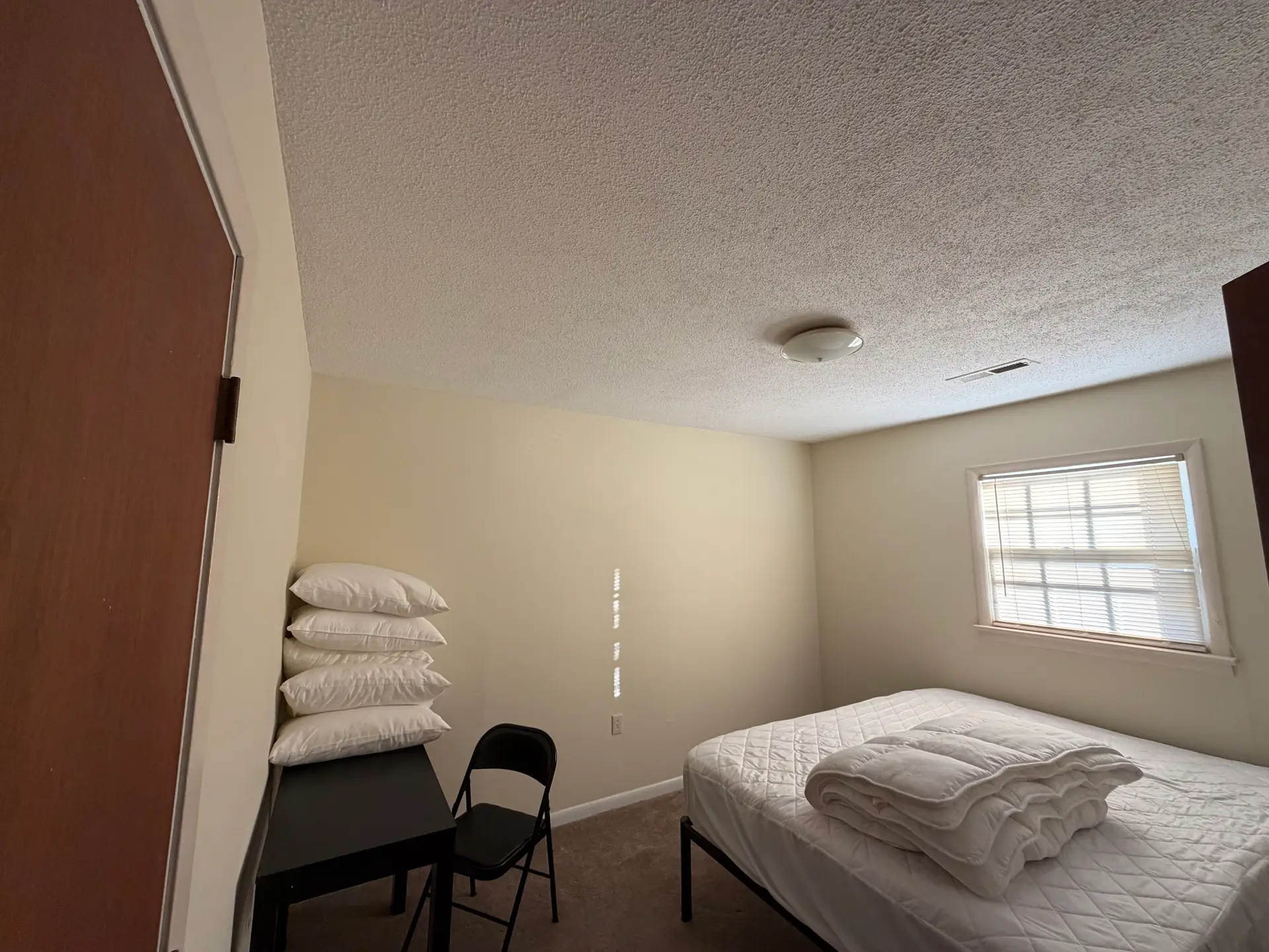 Bedroom at M2A Aviation Academy North Carolina