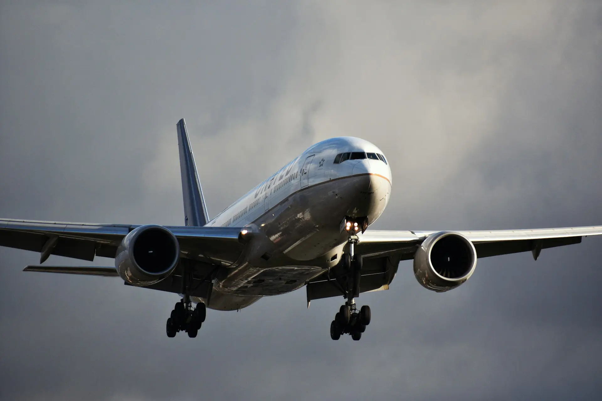 How Long Does It Take to Become an Airline Pilot?